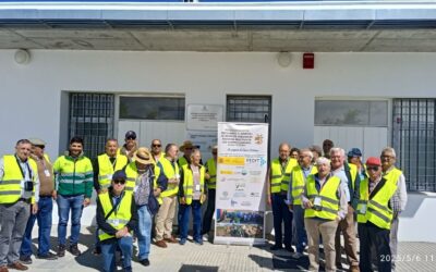 Visita de los hortelanos de los huertos urbanos de Utrera a la planta de compostaje de Villamartín y a los huertos de Olvera
